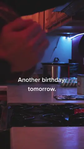 Lonely birthdays 😕 #HouseTour #CancelTheNoise #ThinkingAbout #UpTheBeat #fyp #birthday #lonely #sadtok #waffles #foryou #HolidayCrafts