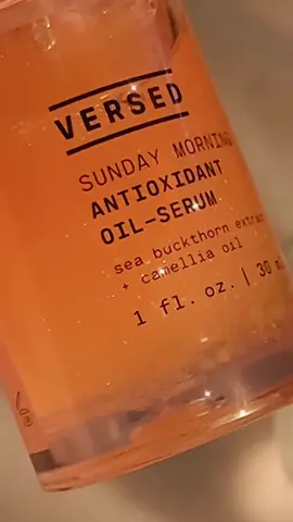 The prettiest oil+serum I ever did see 😍 @versedskincare #versed #versedskincare