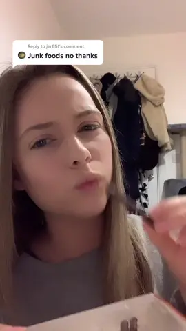 Reply to @jer65f junk food NO NO 😂 #junk#greedy#fyp#foryou#foryoupage#viral #trending