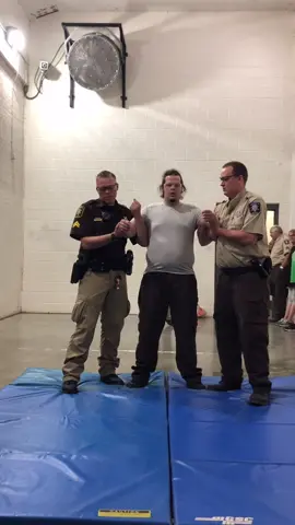 #lmao ￼#tasertraining #fypシ #fyp #jailer