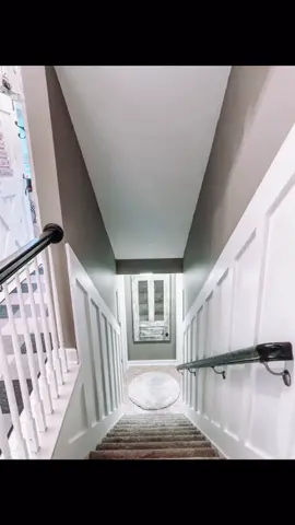 Just another DIY weekend with my dad❤️ #tiktokdiy #easydiy #boardandbatten #provewhatspossible #housedecor #farmhousedecor #character #staircase