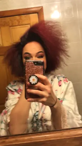 Some will say damaged but it’s always been this way #OREOFORSANTA #wishlist #OutPizzaTheHut #StrikeAPosay #fyp #MomsofTikTok #natural #naturalfrohair