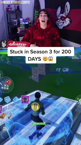 Stuck in season 3 fortnite for 200 days 😱