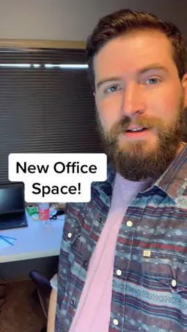 Loving this space!!! #fyp #foryou #reseller #resellercommunity #thriftersifter #office #selfemployed #hustlehard #goodwill  #garagesale #ebaybusiness