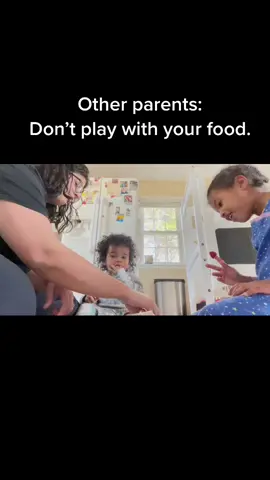 Join us for a kitchen floor picnic #gettingkidstoeat #healthyfood #healthykidsnacks