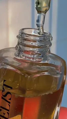 Most Wanted Oil from The Feelist has become an everyday staple in my skincare routine. 100% Clean, Vegan, and Cruelty free #skincare #cleanbeauty