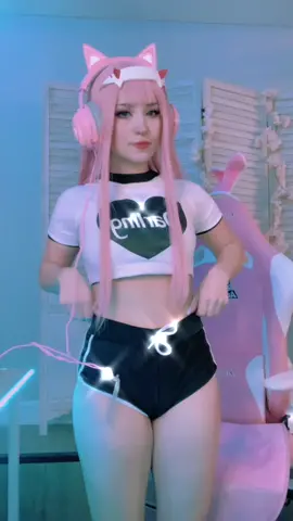 gamer girl zero two gamer girl zero two gamer girl zero two #zerotwo #darlinginthefranxx #Bye2020 #fypシ