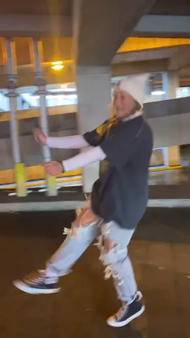 Chillin in the parking garage #BachelorReady #DailyVlog #EasyRecipe #fypシ
