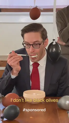 #sponsored With #theoffice streaming now on @peacocktv, I sit down to try Michael Scott’s favorite foods. #theofficeonpeacock #peacocktv
