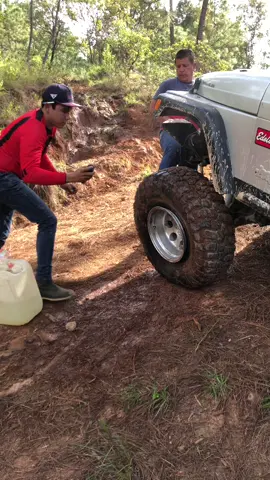 Como sellar tu llanta en la ruta si se sale del rin 4x4