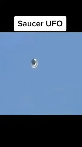 Amazing footage of a #FlyingSaucer #UFO - #Alien #Aliens #ET #extraterrestrial #UFOs #Ovni #Ovnis #SecretSpaceProgram #NASA #TopSecret #Area51