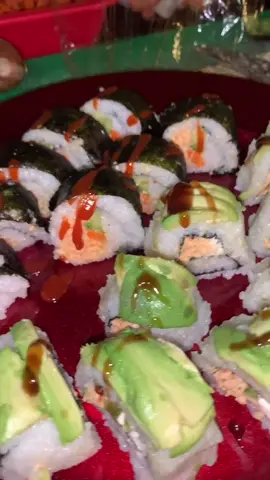 not the food getting under my nails 😫 #fyp #sushi