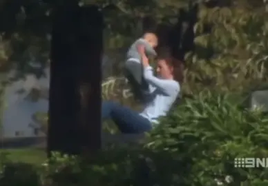 When Australian paparazzi used long lense cameras to spy on Kate and Baby George 📸👑 #KateMiddleton #Paparazzi #Australia #PrincessKate #HRH #Duchess