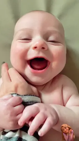 Please LIKE if this put a smile on your face 🥰 #baby #cutebaby #babiesoftiktok #trending #foryoupage #fyp