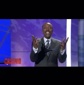 1 day if I ever have my own @netflix special there is 1 person in this world Iwant to introduce me on stage TheKing of Comedy himself #arseniohall #fy