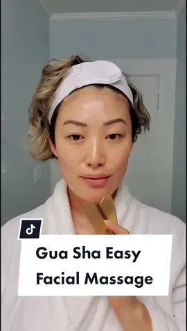 Guasha Easy Face Routine #guasha #chi #skincare ##LearnOnTikTok#tiktokpartner #facialmassage #lymphaticdrainage #myroutine