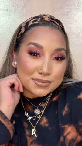 How to: Nude lip #MoneyTok #nudelipcombo #azmua #lipcombo