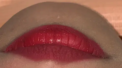 Kiss me ~ #dentist #satisfyingcleans #satisfyingvideos #scaling #doktergigi #tartar #DokterGigiTriPutra #fyp #fypシ #educationtiktok