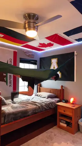 #stitch with @carmelricketts #hammock #hammocks #hammocking #hammocktricks #eno