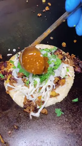 Who else can smell the birria through the phone? #tacos #mexican #food #Foodie #hispanic #vegas #vegasfood #dinner #lunch #tiktokfood #birria #cooking