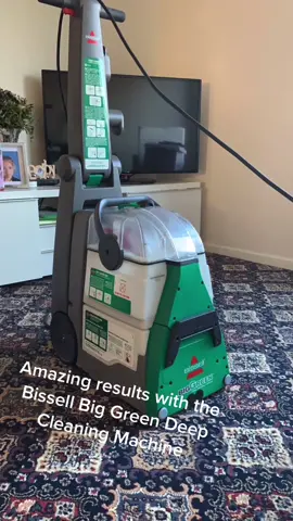 Deep cleaning carpets 😷 #cleaningtiktok #cleaning #fyp #foryoupage #foryou #viral #hinching #clean #mrshinchhome #bissellbiggreen #carpetcleaning #f