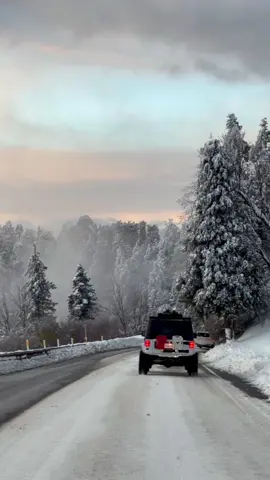 #sunset #mountain #snow #горыприродакрасота #sky #road  #4x4 #traveling #trees #sunsetlove