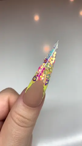 Matte o Shine ? 💛 from @veroniquesshop #migdissnails #nails #acrilicnails #nailjob #nailsvideotutorial #nailtechnician #acrili #nailssuply #