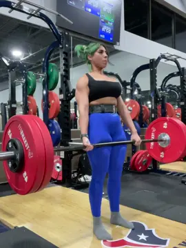 5x3 #235 lbs - tbh I just like how my shoulders look here