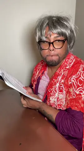 LAS ABUELAS Y SU VICKS #Latino #madres #abuelas #tipico #madreslatinas #funny #comedian