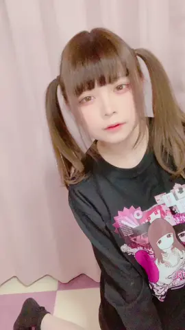 ヴィレッジヴァンガードさんと半熟おとめさんとのコラボでグッズを出すことになりました！！完全受注生産なので注意😢予約は14日の23時59分まで！ここでしか手に入らない限定グッズだよ！！おそろいしよ〜🥺#おすすめ乗りたい