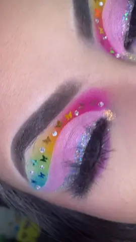 🦋🌈 #ItWasntMe #TurboTaxLivePick6 #DoritosFlatLife #makeup #makeuplooks #fypシ #foryou #glitter #rainbow