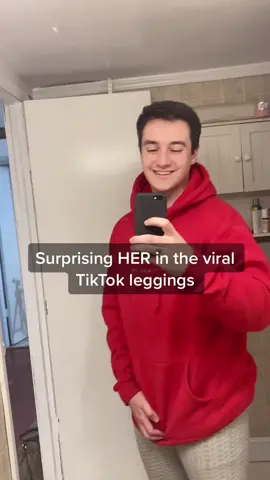 Her jaw DROPPED 🤣 #couple #prank #couples #fyp #relationships #leggings #couplegoals
