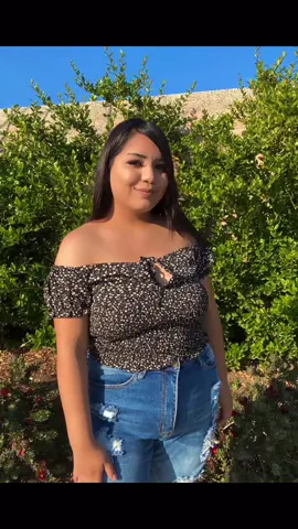 Happiness is the best revenge💓             Top: steezydollboutique.com #happy #goodvibesonly #plussizelatina #thicklatina #happiness #cutetops