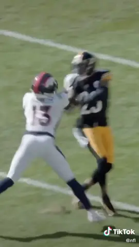 This didn’t work out well. 🤣 (via @nfl)