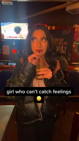that’s my best friend, she a real bad bitch✨#ColorCustomizer #bestfriendscheck #bestie #fyp #simp #noemotions #pain #foryoupage