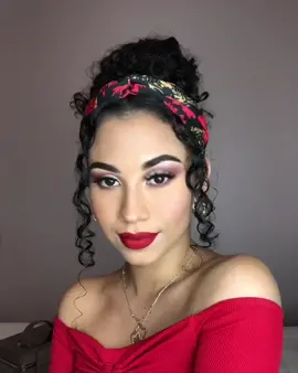 Did y’all get cute for Valentine’s Day or didn’t even bother ? I didn’t even bother🤷🏽‍♀️#HairFoodChallenge #fyp #makeup