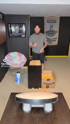 He broke down how long it took him to get these trick shots 😳[via @thatsjustunreal]