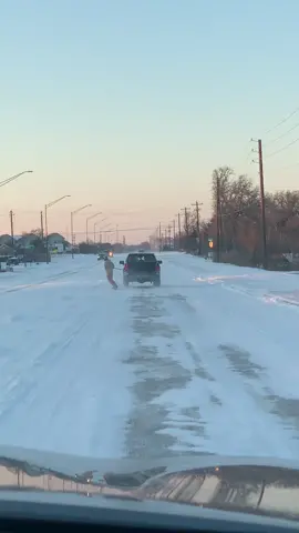 when Texans get snow #collegestation #dreams #snowday #snowstorm #snowboarding