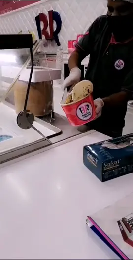 #باسكن_روبنز