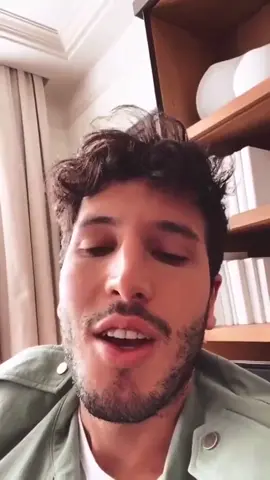 Si no me cantan cumpleaños así no quiero nada 😐🖤💥#ForeverYatra #foreveryatrapanamá #fyp @sebastianyatra