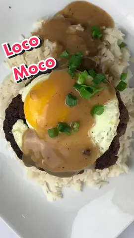 Loco moco #ASOSFashunWeek #hawaii #loco #moco #hawaiifyp #vacation #food #Foodie #burger #fyp #EasyRecipe #egg #rice