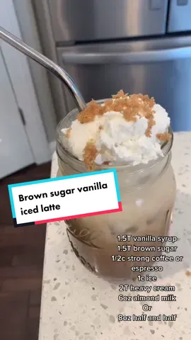 Brown Sugar Vanilla Iced Latte #sugarfree #sugarfreevanilla #swerve #brownsugar #lowcarb #keto #healthy #coffee #coffeedrinks