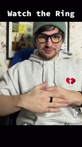 Ring melts through my fingers! 😱 #magic #viral #fyp #follow