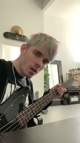 WHO WANNA MAKE A BAND WITH ME, I KNOW 1 SONG AND IT’S SNOW GLOBE ON BASS #fyp