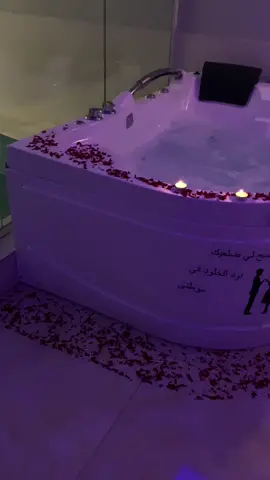 #سباحه مع الحب ايش رايكم # حضن@#عشق تحت الماء #امسبلور_اكسبلور_الحساب_ #امسبلور_اكسبلور_الحساب_جديد_تفاعلو #ادعموني