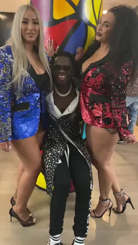 BRAND NEW “MODASUCKA PODCAST WITH MICHAEL BLACKSON” CO-HOST @chinesebestfriend @iheartradio @keke.diablo @nadimilano AVAILABLE NOW! #fyp #foryou