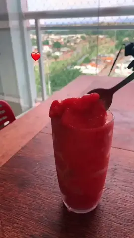 Fica perfeito e refrescante 🤤 receita nos comentários e me sigam no insta bia_araujobs