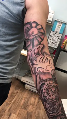 This was a fun one #tattoo #blackandgrey #dove #family #ink #shenaningans #tattooartist #fyp #bishopwand #hotguyshit #hashtags