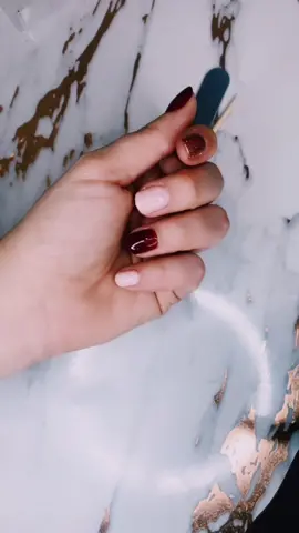 Treat yourself girl 💅👑 #pressonnails #pressons #traveltrailerreno #momlife