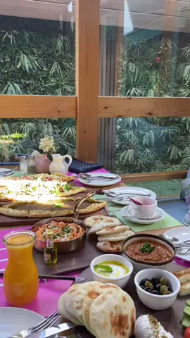 كِمية حُب للصباحات ألليّ تَبتدي بِصوت العصافير.📍مطعم لي لي #مطاعم_الرياض #كوفيهات_الرياض #الرياض #اكسبلور #فطور #تصويري